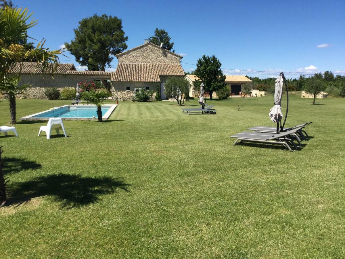 Gites Dans Mas En Pierres Robion en Luberon Экстерьер фото